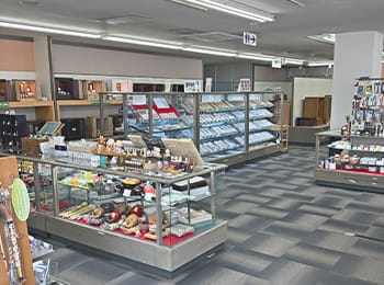 札幌店仏壇館は店内03